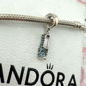 Pandora Disney Aladdin shoe dangle
